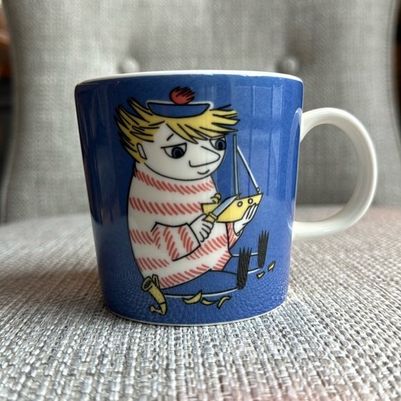 Vintage Arabia Finland Moomin Characters Mug "Tuu-Tikki (Too Ticky)” - Picture 1 of 9